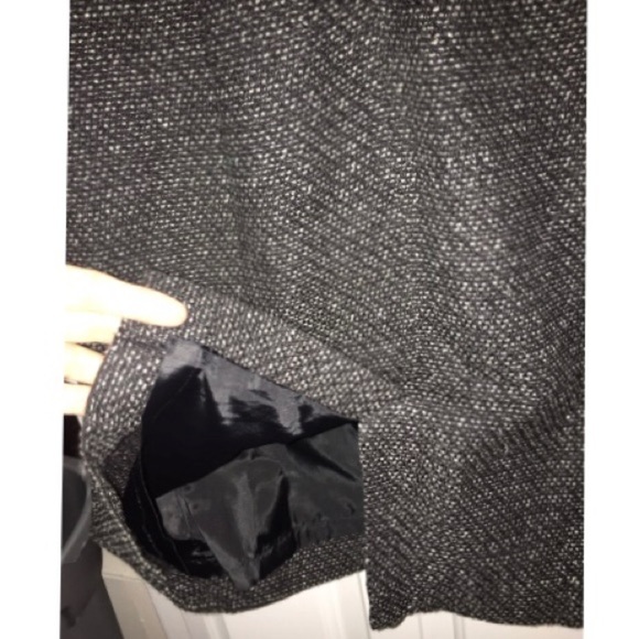 LOFT Black Tweed Cap Sleeve Sheath Dress - Picture 7 of 8